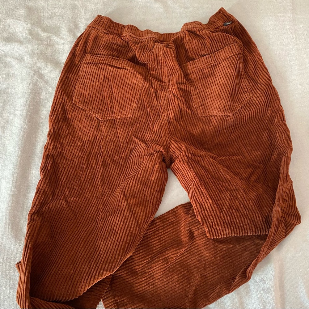 Toad&Co Del Rey pull on  Rust Corduroy Pants - Picture 5 of 12